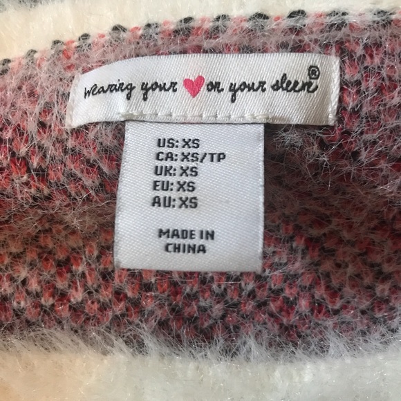 Oversized Cherry Sweater - Picture 4 of 4